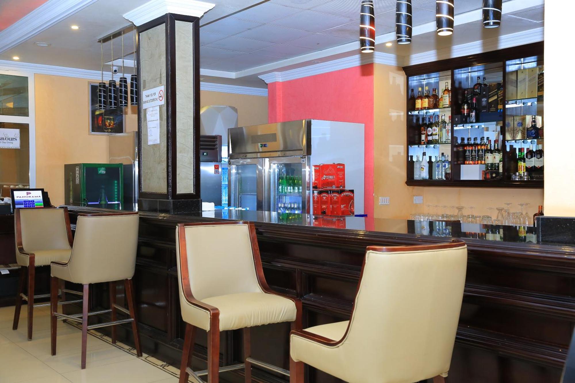 Panorama Portico Hotel, Djouba Extérieur photo