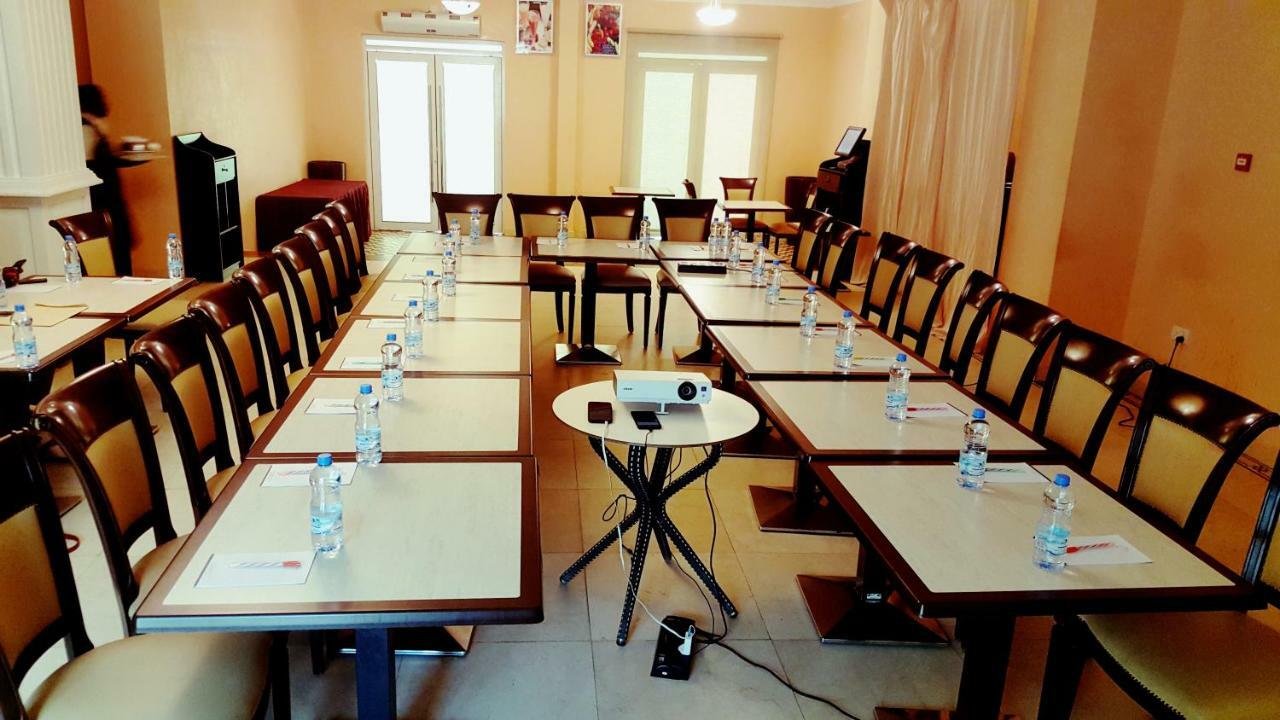 Panorama Portico Hotel, Djouba Extérieur photo
