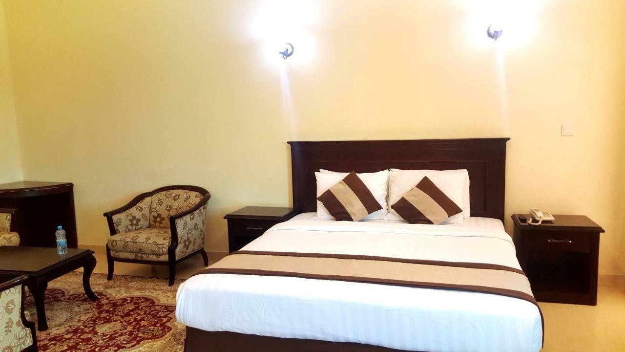 Panorama Portico Hotel, Djouba Extérieur photo
